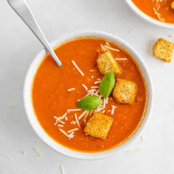 Smoky Chicken Tomato Bisque