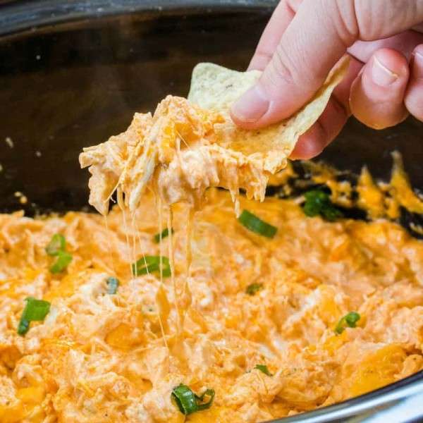 Slow Cooker Buffalo Chicken Dip Recipe